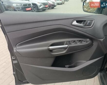 Черный Форд Си-Макс, объемом двигателя 2 л и пробегом 67 тыс. км за 13050 $, фото 6 на Automoto.ua