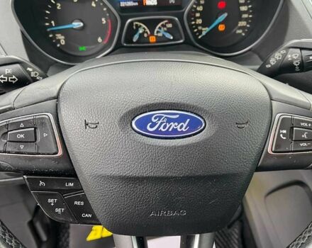 Черный Форд Си-Макс, объемом двигателя 1.5 л и пробегом 221 тыс. км за 11600 $, фото 11 на Automoto.ua