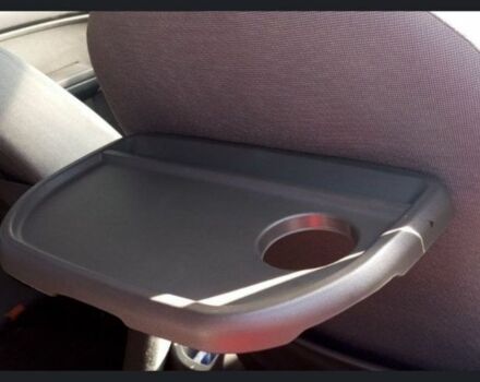 Форд Си-Макс 2004 в Ровно на Automoto.ua Черный Форд Си-Макс, объемом двигателя 1.6 л и пробегом 276 тыс. км за 4100 $, фото 6 на Automoto.ua