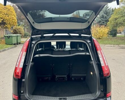 Черный Форд Си-Макс, объемом двигателя 1.8 л и пробегом 253 тыс. км за 5399 $, фото 22 на Automoto.ua