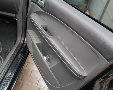 Чорний Форд Сі-Макс, об'ємом двигуна 1.8 л та пробігом 243 тис. км за 5200 $, фото 6 на Automoto.ua