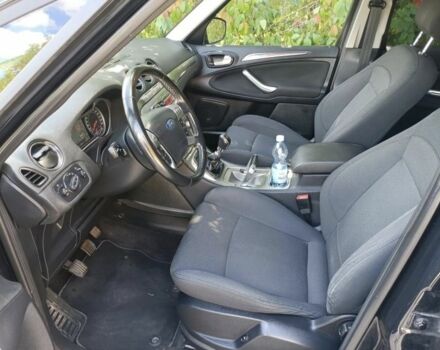 Чорний Форд Сі-Макс, об'ємом двигуна 2 л та пробігом 223 тис. км за 3750 $, фото 6 на Automoto.ua