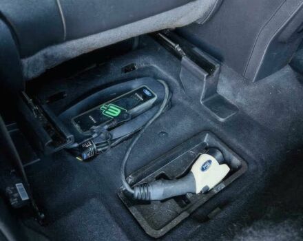 Чорний Форд Сі-Макс, об'ємом двигуна 2 л та пробігом 78 тис. км за 8000 $, фото 9 на Automoto.ua