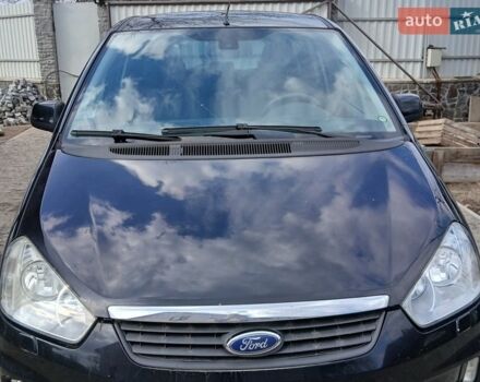 Черный Форд Си-Макс, объемом двигателя 1.6 л и пробегом 300 тыс. км за 5500 $, фото 1 на Automoto.ua