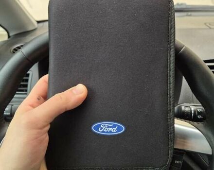 Фиолетовый Форд Си-Макс, объемом двигателя 1.8 л и пробегом 247 тыс. км за 6000 $, фото 23 на Automoto.ua