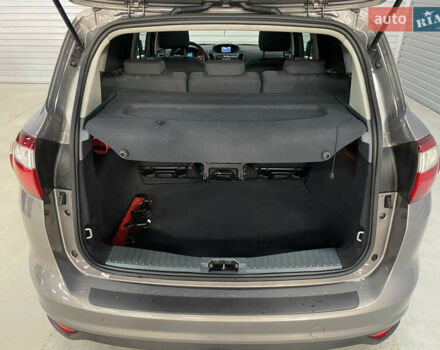 Коричневый Форд Си-Макс, объемом двигателя 1.6 л и пробегом 233 тыс. км за 8650 $, фото 9 на Automoto.ua