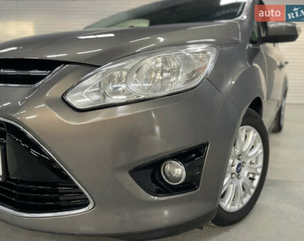 Коричневий Форд Сі-Макс, об'ємом двигуна 1.6 л та пробігом 229 тис. км за 9700 $, фото 6 на Automoto.ua