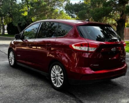 Красный Форд Си-Макс, объемом двигателя 2 л и пробегом 57 тыс. км за 6300 $, фото 7 на Automoto.ua