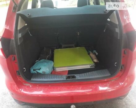 Красный Форд Си-Макс, объемом двигателя 2 л и пробегом 238 тыс. км за 8100 $, фото 4 на Automoto.ua