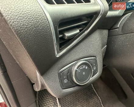 Форд Сі-Макс 2013 у Києві на Automoto.ua Червоний Форд Сі-Макс, об'ємом двигуна 2 л та пробігом 216 тис. км за 8999 $, фото 11 на Automoto.ua