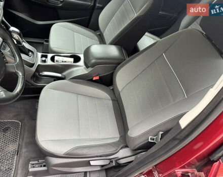 Форд Сі-Макс 2013 у Києві на Automoto.ua Червоний Форд Сі-Макс, об'ємом двигуна 2 л та пробігом 216 тис. км за 8999 $, фото 12 на Automoto.ua