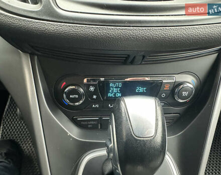 Форд Сі-Макс 2013 у Києві на Automoto.ua Червоний Форд Сі-Макс, об'ємом двигуна 2 л та пробігом 216 тис. км за 8999 $, фото 16 на Automoto.ua