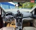 Красный Форд Си-Макс, объемом двигателя 2 л и пробегом 172 тыс. км за 11000 $, фото 4 на Automoto.ua