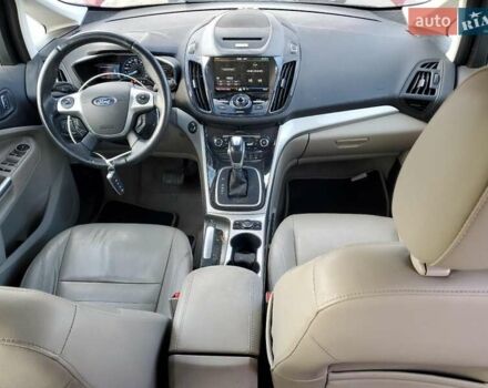 Червоний Форд Сі-Макс, об'ємом двигуна 2 л та пробігом 231 тис. км за 12300 $, фото 9 на Automoto.ua