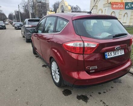 Червоний Форд Сі-Макс, об'ємом двигуна 2 л та пробігом 231 тис. км за 12300 $, фото 6 на Automoto.ua