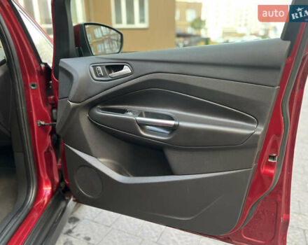 Форд Сі-Макс 2015 у Львові на Automoto.ua Червоний Форд Сі-Макс, об'ємом двигуна 2 л та пробігом 140 тис. км за 11499 $, фото 20 на Automoto.ua
