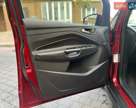 Форд Сі-Макс 2015 у Львові на Automoto.ua Червоний Форд Сі-Макс, об'ємом двигуна 2 л та пробігом 140 тис. км за 11499 $, фото 15 на Automoto.ua