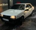 Красный Форд Си-Макс, объемом двигателя 2 л и пробегом 160 тыс. км за 12000 $, фото 1 на Automoto.ua