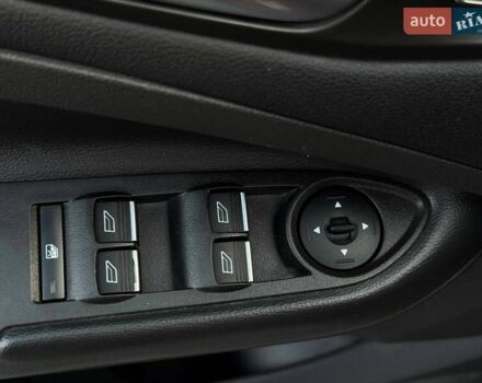 Форд Си-Макс 2016 в Ровно на Automoto.ua Красный Форд Си-Макс, объемом двигателя 2 л и пробегом 177 тыс. км за 13500 $, фото 26 на Automoto.ua