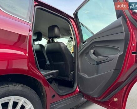 Форд Си-Макс 2016 в Ровно на Automoto.ua Красный Форд Си-Макс, объемом двигателя 2 л и пробегом 177 тыс. км за 13500 $, фото 52 на Automoto.ua