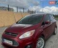 Красный Форд Си-Макс, объемом двигателя 2 л и пробегом 163 тыс. км за 11800 $, фото 1 на Automoto.ua