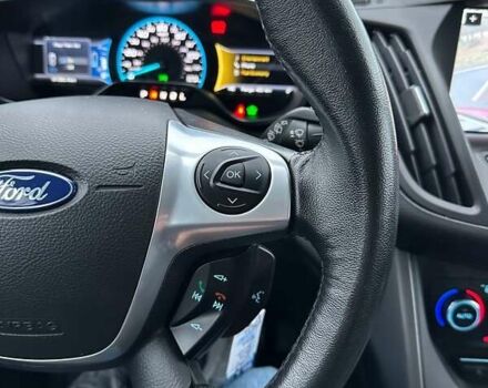 Красный Форд Си-Макс, объемом двигателя 2 л и пробегом 81 тыс. км за 14200 $, фото 14 на Automoto.ua