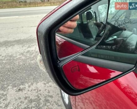 Красный Форд Си-Макс, объемом двигателя 2 л и пробегом 81 тыс. км за 14200 $, фото 30 на Automoto.ua