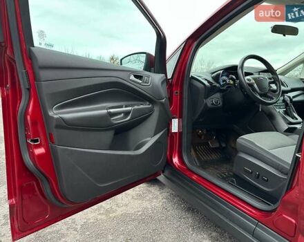 Красный Форд Си-Макс, объемом двигателя 2 л и пробегом 81 тыс. км за 14200 $, фото 38 на Automoto.ua