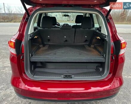 Красный Форд Си-Макс, объемом двигателя 2 л и пробегом 81 тыс. км за 14200 $, фото 29 на Automoto.ua