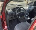 Красный Форд Си-Макс, объемом двигателя 1.8 л и пробегом 205 тыс. км за 4500 $, фото 2 на Automoto.ua
