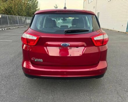 Красный Форд Си-Макс, объемом двигателя 2 л и пробегом 80 тыс. км за 5800 $, фото 5 на Automoto.ua