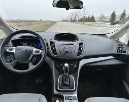 Червоний Форд Сі-Макс, об'ємом двигуна 0 л та пробігом 81 тис. км за 10700 $, фото 11 на Automoto.ua