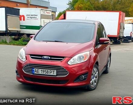 Красный Форд Си-Макс, объемом двигателя 2 л и пробегом 167 тыс. км за 9800 $, фото 1 на Automoto.ua