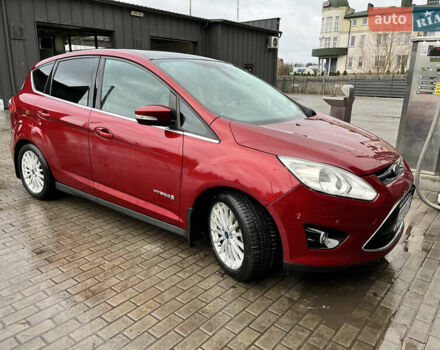 Красный Форд Си-Макс, объемом двигателя 2 л и пробегом 223 тыс. км за 9500 $, фото 1 на Automoto.ua