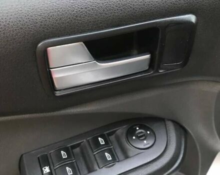 Форд Си-Макс, объемом двигателя 1.6 л и пробегом 338 тыс. км за 4500 $, фото 5 на Automoto.ua