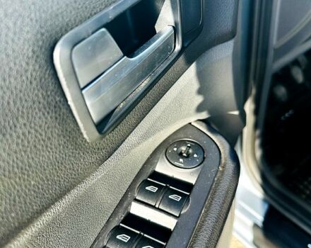 Форд Си-Макс, объемом двигателя 1.8 л и пробегом 118 тыс. км за 4700 $, фото 6 на Automoto.ua