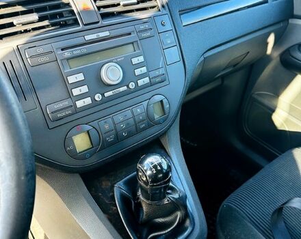 Форд Си-Макс, объемом двигателя 1.8 л и пробегом 118 тыс. км за 4700 $, фото 9 на Automoto.ua