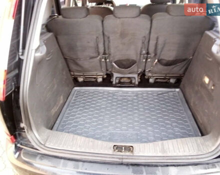 Форд Си-Макс, объемом двигателя 1.6 л и пробегом 258 тыс. км за 4500 $, фото 8 на Automoto.ua