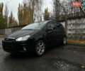 Форд Си-Макс, объемом двигателя 2 л и пробегом 214 тыс. км за 5800 $, фото 1 на Automoto.ua
