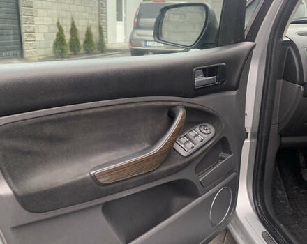 Форд Си-Макс, объемом двигателя 1.6 л и пробегом 333 тыс. км за 4900 $, фото 23 на Automoto.ua