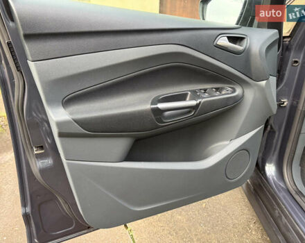 Форд Си-Макс, объемом двигателя 0 л и пробегом 68 тыс. км за 9500 $, фото 25 на Automoto.ua