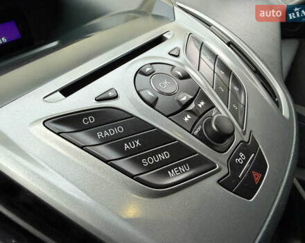 Форд Си-Макс, объемом двигателя 0 л и пробегом 68 тыс. км за 9500 $, фото 26 на Automoto.ua