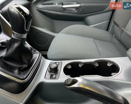 Форд Си-Макс, объемом двигателя 0 л и пробегом 68 тыс. км за 9500 $, фото 28 на Automoto.ua