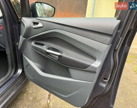 Форд Си-Макс, объемом двигателя 0 л и пробегом 68 тыс. км за 9500 $, фото 20 на Automoto.ua