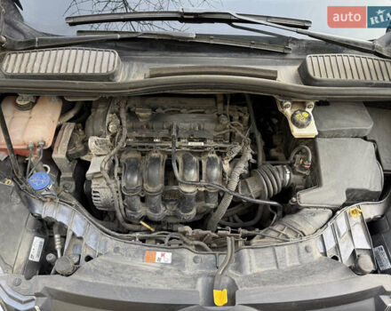 Форд Си-Макс, объемом двигателя 0 л и пробегом 68 тыс. км за 9500 $, фото 32 на Automoto.ua