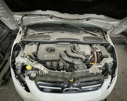Форд Си-Макс, объемом двигателя 2 л и пробегом 132 тыс. км за 5500 $, фото 3 на Automoto.ua