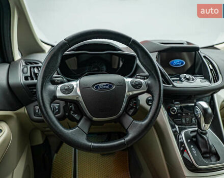 Форд Си-Макс, объемом двигателя 2 л и пробегом 201 тыс. км за 9917 $, фото 26 на Automoto.ua