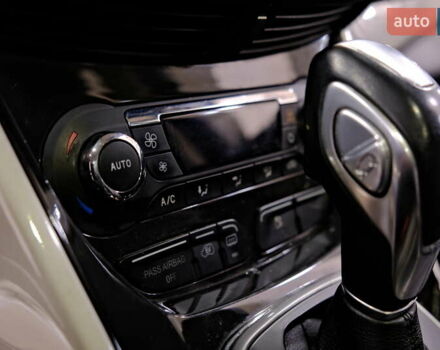 Форд Си-Макс, объемом двигателя 2 л и пробегом 145 тыс. км за 10500 $, фото 18 на Automoto.ua