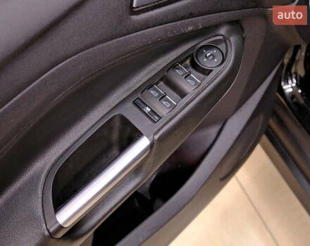 Форд Си-Макс, объемом двигателя 2 л и пробегом 145 тыс. км за 10500 $, фото 27 на Automoto.ua