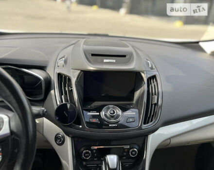 Форд Си-Макс, объемом двигателя 2 л и пробегом 210 тыс. км за 11900 $, фото 14 на Automoto.ua